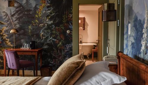 Junior Suite with Mountain View