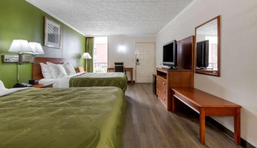 Efficiency Queen Room with Two Queen Beds - Non Smoking 