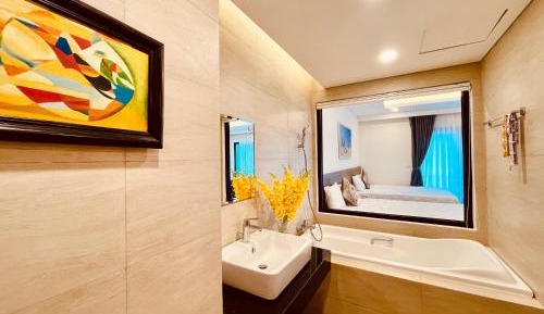 Standard King Room