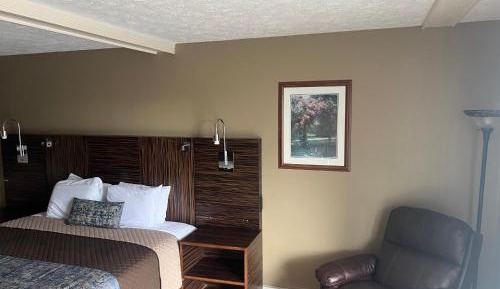 Standard King Room