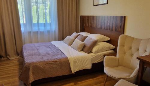 Standard King Room