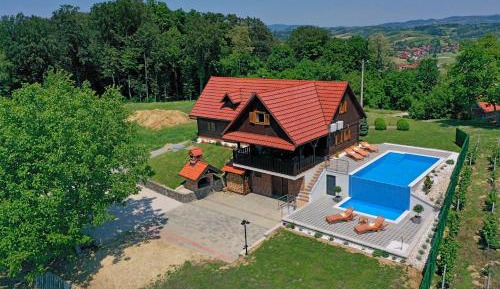 Superior Chalet