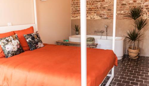 Deluxe Double Room with Bath
