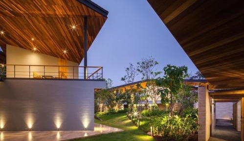 GLIDING VILLA WEST (3 BEDROOM)