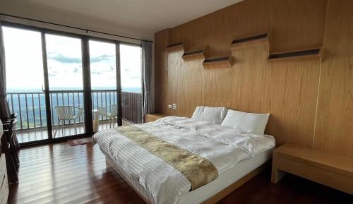 Double Room with Mountain View