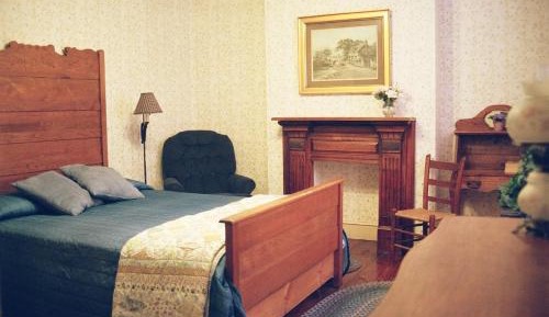 Queen Room