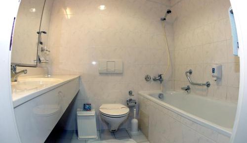 Economy Twin Room