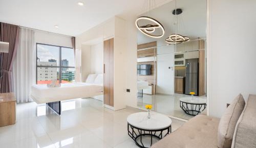 Apartment with Balcony