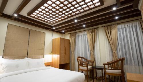 Superior King Room