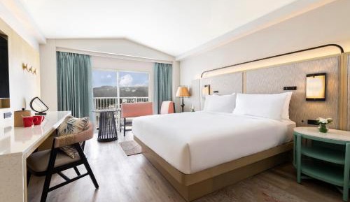 King Room with Mountain View