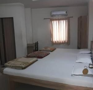 Economy Triple Room (Non AC)