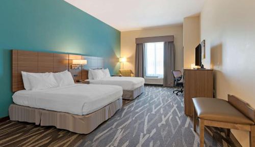 Queen Room with Roll-In Shower - Disability Access/Non-Smoking