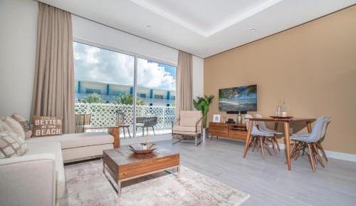 Apartment with Garden View
