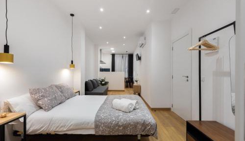 Studio Apartment