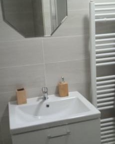 Quadruple Room with Private Bathroom