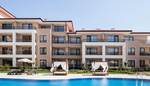 Studio with Pool View