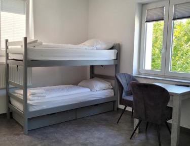 Economy Triple Room