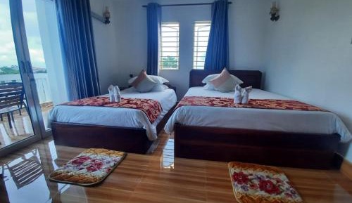 Superior Twin Room with City View