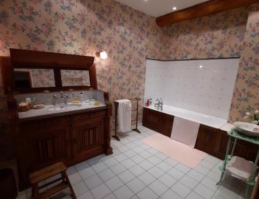 King Room with Garden View