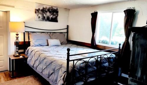 One-Bedroom House