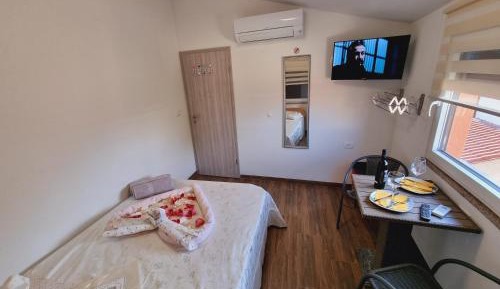 Large Double Room