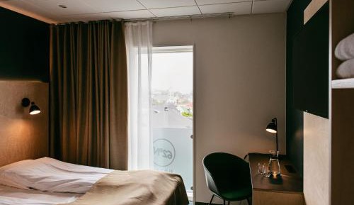 Double or Twin Room with City View