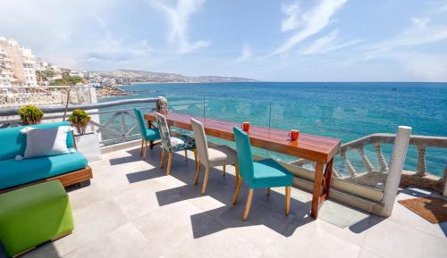 Two-Bedroom Apartment with Sea View