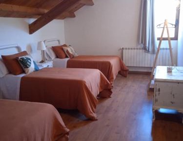 Basic Triple Room