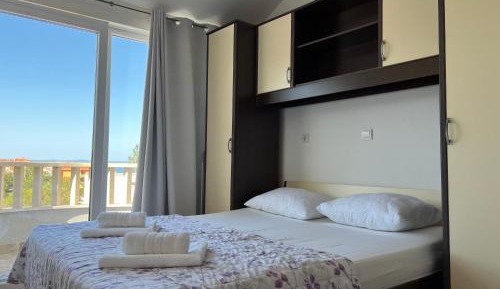 Queen Room with Balcony