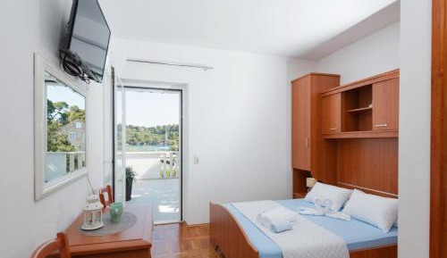 Double Room with Balcony and Sea View