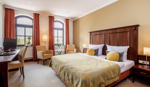 Twin Room with Bathroom