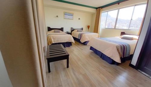  Deluxe Triple Room with City View