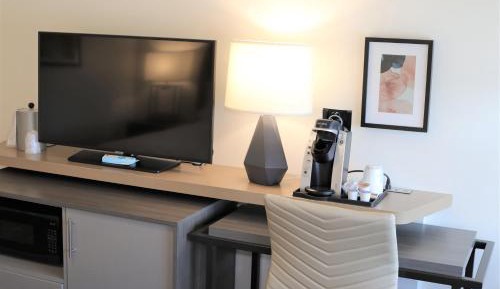 Feature Room with Two Double Beds - Non-Smoking