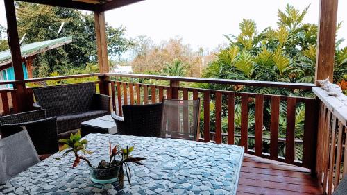 Bungalow with Sea View