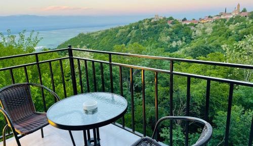 Double Room with Mountain View