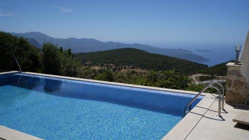 Villa with Sea View