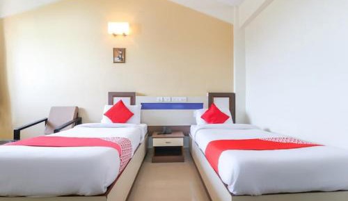 Twin Room with Private Bathroom
