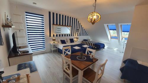 Quadruple Room with Lake View