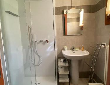 Basic Triple Room