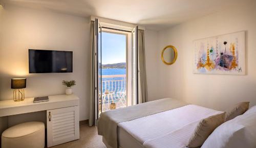 Superior Double Room with Balcony and Sea View
