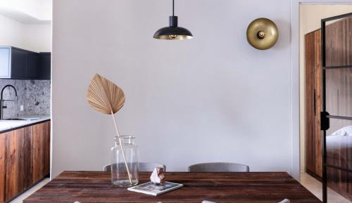 Apartment with Lake View