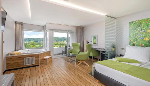 Double Room with Spa Bath and Balcony