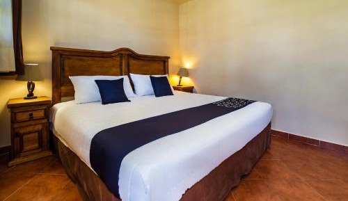 Queen Room
