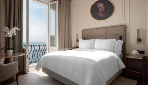 Sea View Deluxe King Room