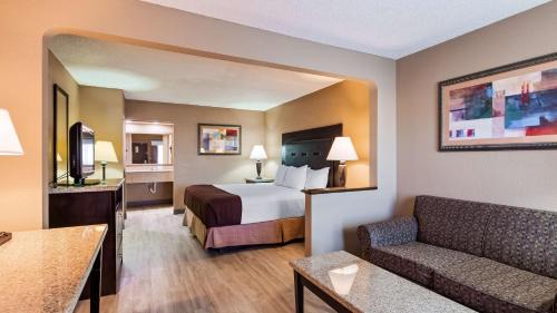 Oversize King Room - Non-Smoking