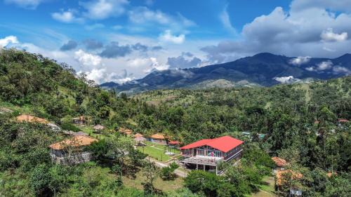 LUXURY VALLEY VIEW COTTAGE