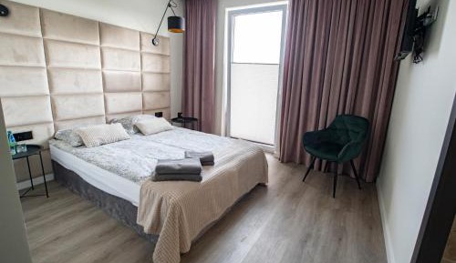 Double or Twin Room with Shower