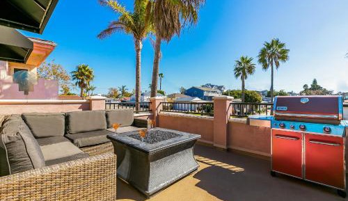 Four bedroom holiday home 
