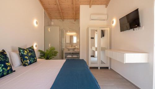 Deluxe Double Room with Sea View