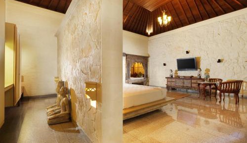 Grand Royal Two Bedroom Pool Villa